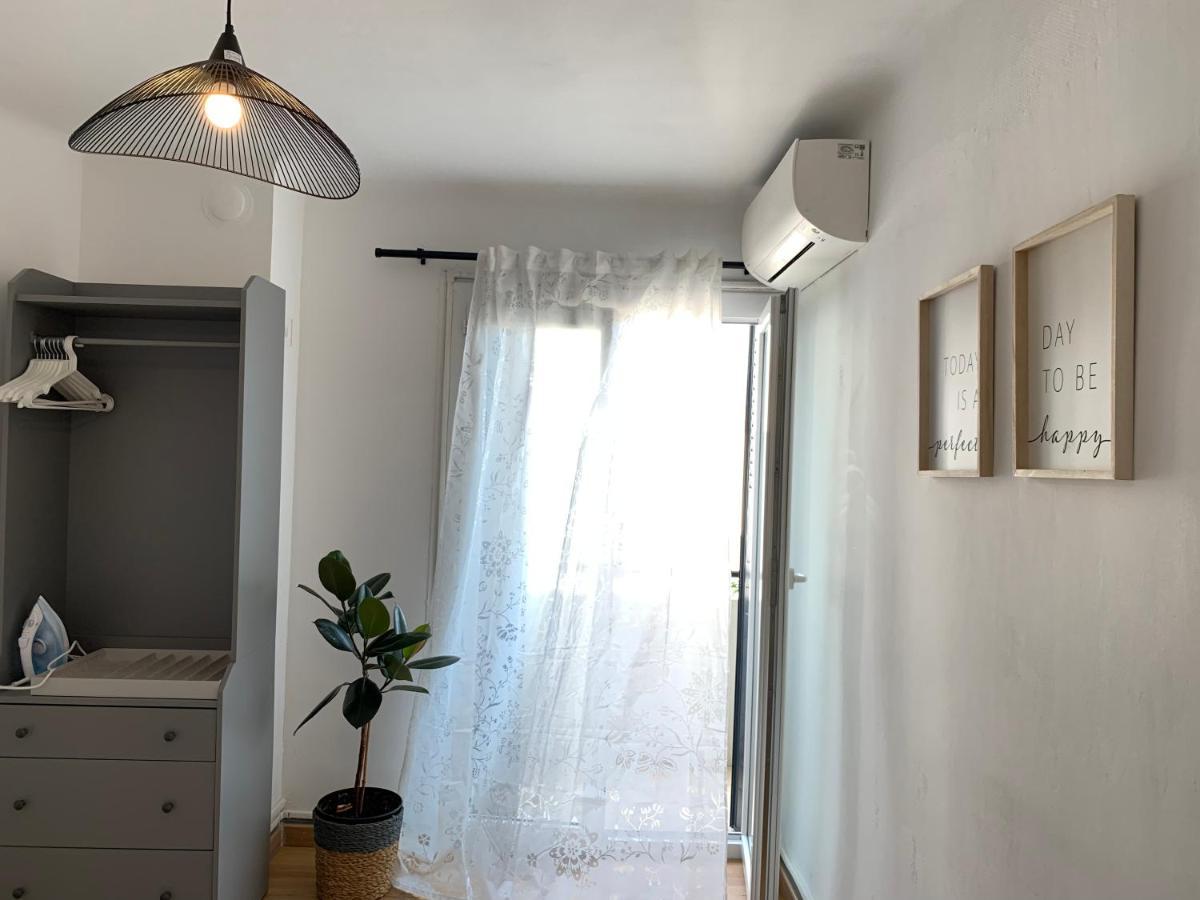 Appartement entièrement rénové, ensoleillé, à 3mn de la Gare St Charles, avec la vue sur Notre-Dame de la Garde Marselha Exterior foto